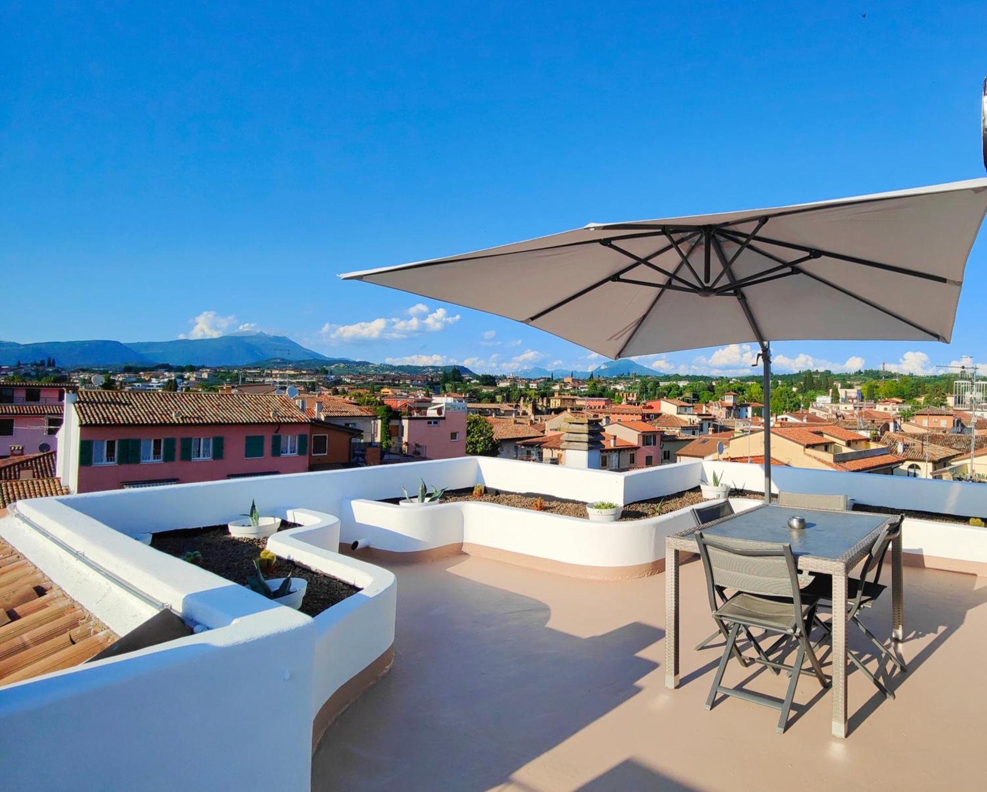 Apartamento Con Vista Mozzafiato Lazise Esterno foto